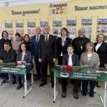 Михаил Клименко принял участие в открытии Парты Героя в гимназии №45 Кировского района