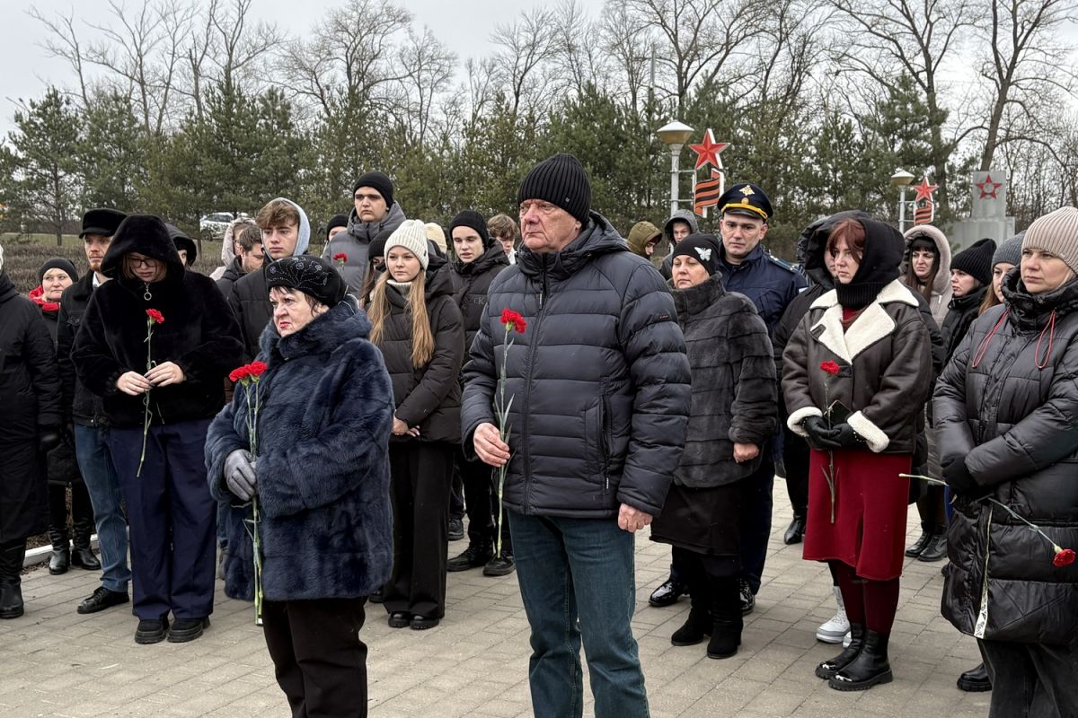 Галина Алёшина призвала плавчан и дальше бережно хранить память о героических предках и современниках