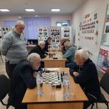 Игорь Володин помог организовать турнир по шахматам среди команд районов Екатеринбурга