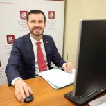 Александр Семенников поздравил юристов с профессиональным праздником