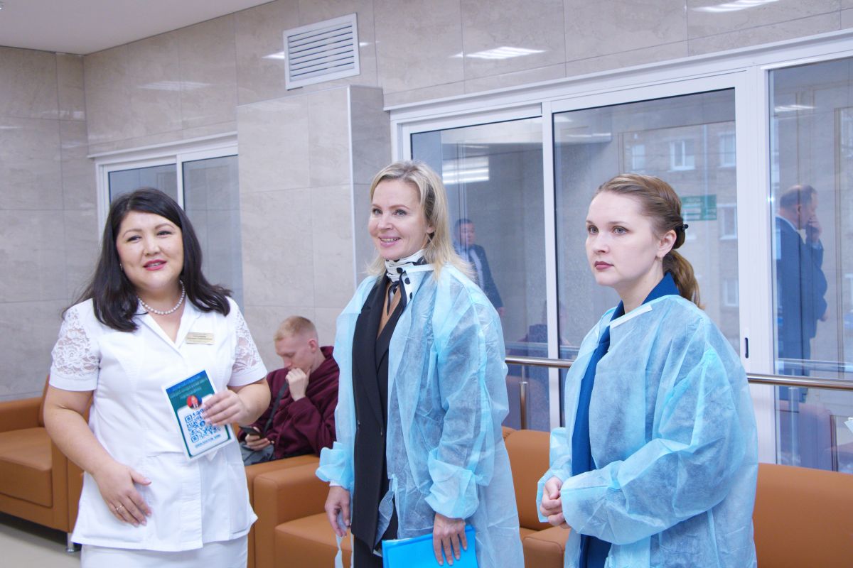 В Сыктывкаре «партийный десант» оценил готовность женской консультации