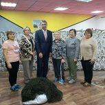Партийцы на постоянной основе оказывают поддержку волонтерам, помогающим специальной военной операции