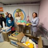 «Единая Россия» передала «Коробки храбрости» в краевую детскую больницу