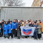Молодогвардейцы Нижнего Тагила отправили новогодние подарки для жителей ДНР и ЛНР