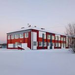 Партийцы оценили состояние школы в Красноленинском
