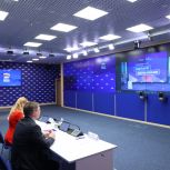 Владимир Якушев дал старт муниципальному марафону лучших практик «Единой России» «Сделано женщинами»