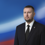 Денис Мирошниченко: В ЛНР региональное отделение «Единой России» появилось чуть больше трех лет назад