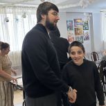 Хабибулла Магомедов посетил интернат «Забота» для детей с особенностями развития