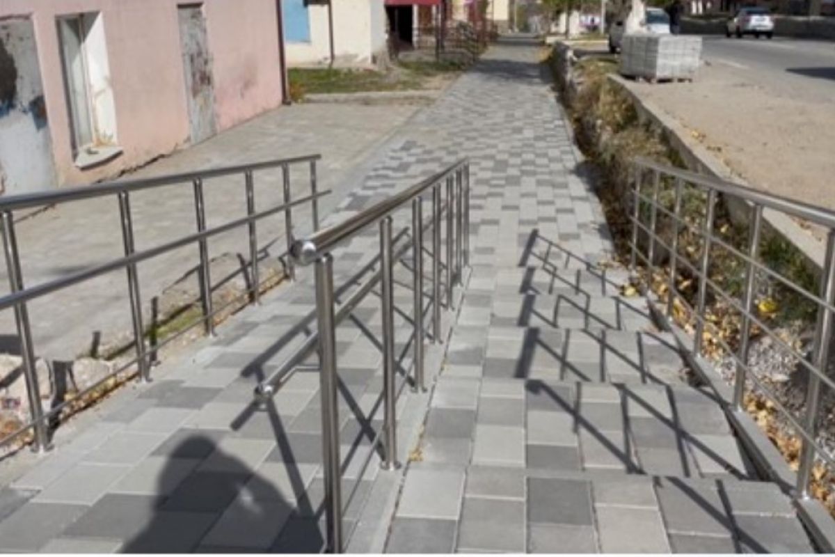 В Тырныаузе благоустроена пешеходная зона