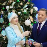 Краевые депутаты исполняют мечты юных приморцев в рамках акции «Ёлка желаний»