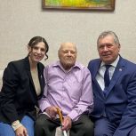Алтайские единороссы поздравляют ветеранов Великой Отечественной войны с Новым годом