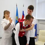 «Единая Россия» организовала в Астрахани мастер-класс для студентов по оказанию первой помощи