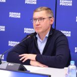Интерфакс: Владимир Якушев выступил за системную поддержку работы местных отделений «Единой России»