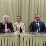 В Богдановиче Свердловской области «Женское движение Единой России» запустило новый проект помощи жёнам и матерям участников СВО