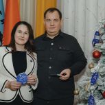 Руководитель РИК Донецкого реготделения «Единой России» Алексей Муратов поучаствовал в акции «Ёлка желаний» и исполнил желания детей