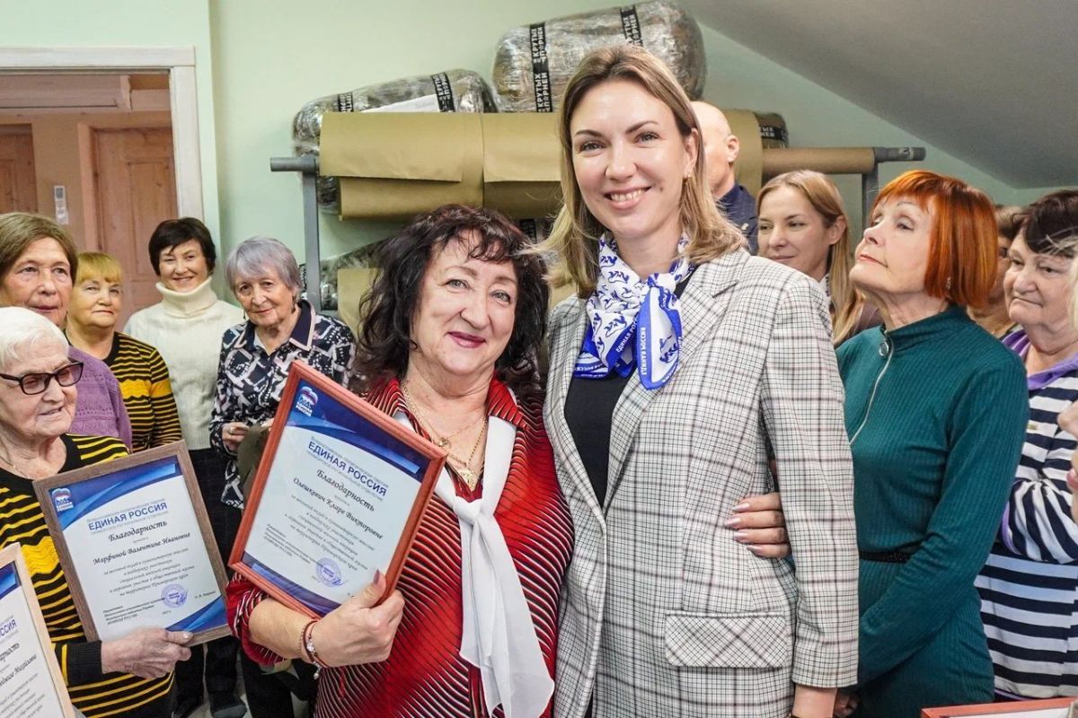 «Единая Россия» отметила пенсионеров и школьников Приморского края за активное участие в партпроектах