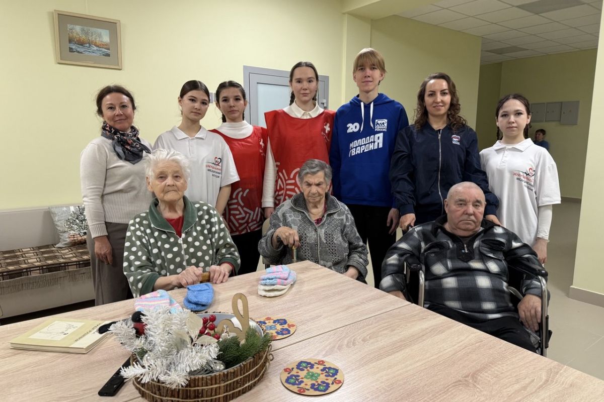 Активисты МГЕР навестили подопечных Зеленодольского дома-интерната