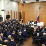 Владимир Якушев: «Единая Россия» проведёт кампанию-2026 на высоком уровне