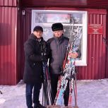 Павел Федяев передал лыжи кузбасским спортсменам