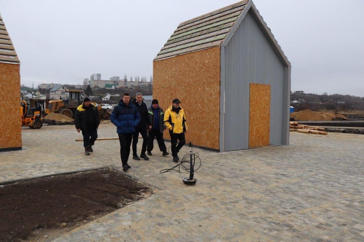 «Единая Россия» контролирует комплексное благоустройство прибрежной зоны реки Вороны в Уварово