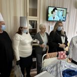 «Единая Россия» оказала поддержку участникам СВО в военном госпитале Москвы