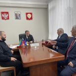 Сайгидпаша Умаханов провел личный прием граждан в Махачкале