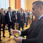Высокогорские единороссы исполнят новогодние желания детей