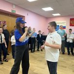 Молодогвардейцы Заинска подарили праздник ученикам коррекционной школы