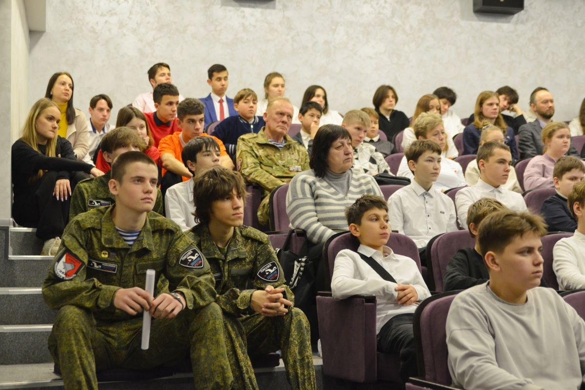 «Отвоёванные у неизвестности» – в Иванове почтили память защитников Родины