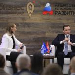 Александр Цыбульский встретился с курсантами образовательной программы «Муравьев-Амурский 2030»