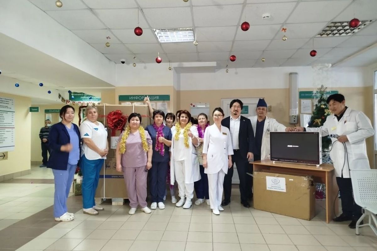 Бадма Башанкаев подарил Республиканской больнице новое медицинское оборудование