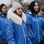 Воронежские молодогвардейцы и единороссы провели флешмоб ко Дню Конституции РФ