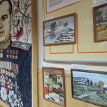 «Единая Россия» организовала в Москве выставку картин