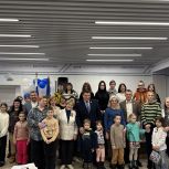 Игорь Ляхов поздравил с Новым годом многодетные семьи Смоленщины
