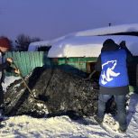 Молодогвардейцы помогли пожилому кемеровчанину