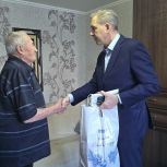 Депутаты от «Единой России» поздравили с Новым годом ветеранов Великой Отечественной войны