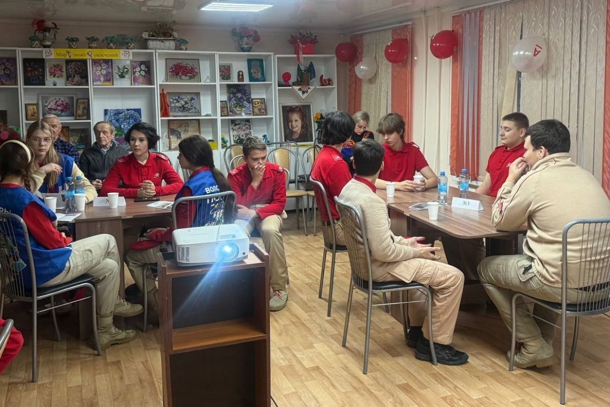 Единороссы организовали для юнармейцев Пыть-Яха патриотическую викторину