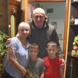 Новогодние мечты сбываются – Сергей Неверов исполнил желания смоленских детей в рамках акции «Ёлка желаний»