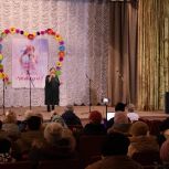 В Гагаринском районе состоялся праздничный концерт для мам