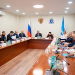 Качество воды и поддержка волонтёров: фракция «Единой России» обсудила ключевые социальные вопросы Ямала
