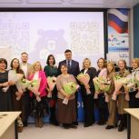 Руслан Болотов встретился с многодетными матерями в штабе общественной поддержки «Единой России»