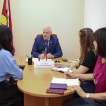 Депутат от «Единой России» рассмотрел обращения жителей