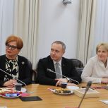 «Дети войны» собрались, чтобы вместе с депутатами подвести итоги сотрудничества в уходящем году