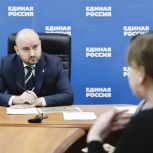 Модернизация инфраструктуры ЖКХ, развитие спорта, поддержка ветеранов СВО: Вячеслав Федорищев провел прием граждан