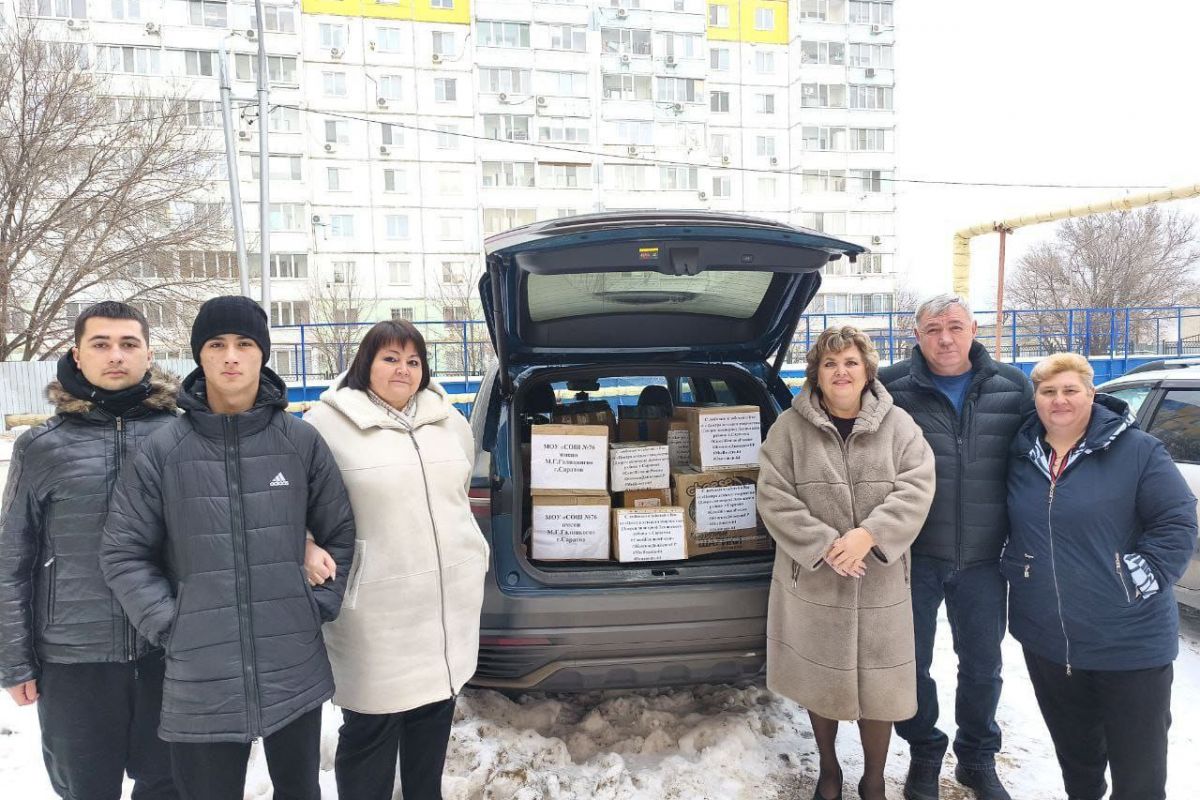 Активисты Ленинского района присоединись к акции «Новогодний подарок солдату»
