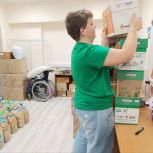 Единороссы Проспекта Вернадского отправили гуманитарную помощь для танкового полка