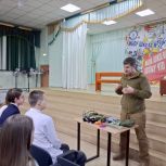 Защитник, депутат, чемпион: самарские школьники встретились с героем нашего времени