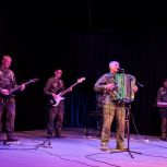 Концерты, встречи с молодёжью, патриотические акции: «Единая Россия» организовала в регионах мероприятия ко Дню Героев Отечества