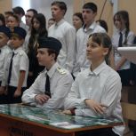 «Парта Героя» появилась в хабаровской школе №39 в День Героев Отечества