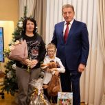 Депутат «Единой России» принял участие во Всероссийской благотворительной акции «Елка желаний»
